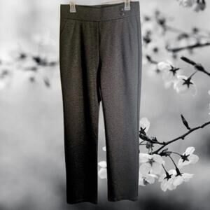 Tapata medium NWOT gray 32 waist 31 inseam rayon blend quality woman's slacks.